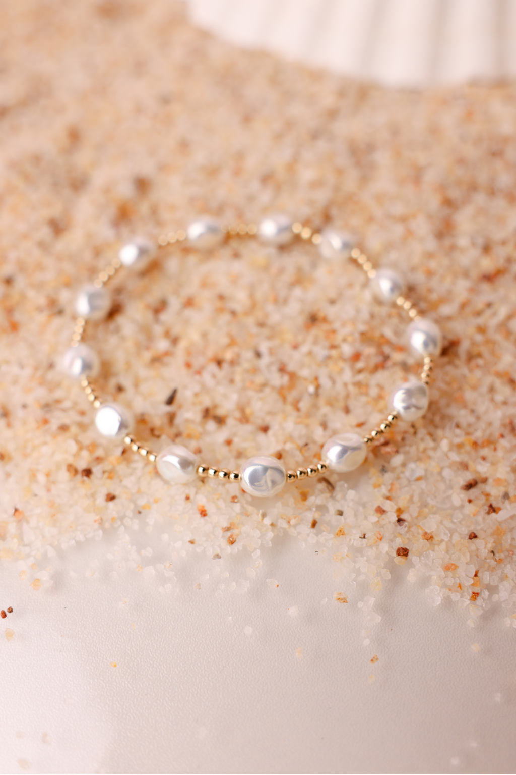 Bri Pearl Bracelet in Gold: Standard 6.75 Inch