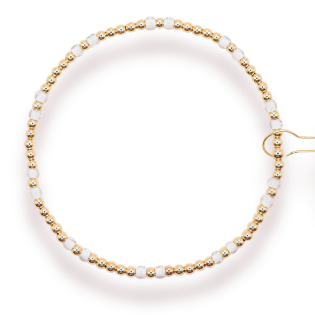 White Hazel Bracelet - S118