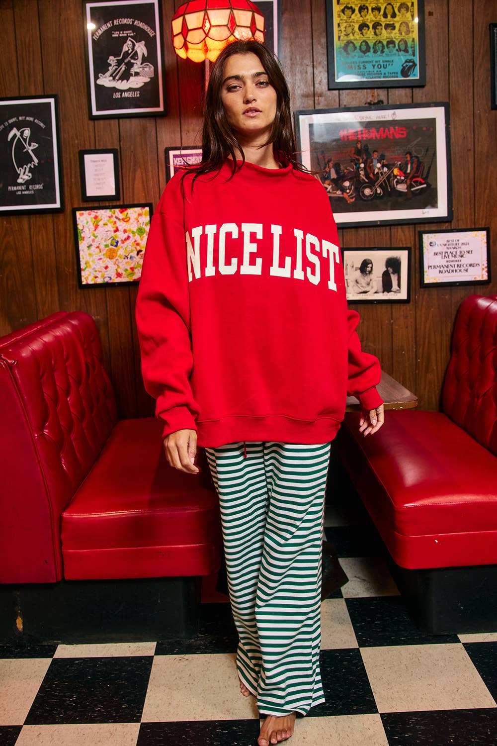 NICELIST | Reversible Slogan Mockneck Pullover: Red