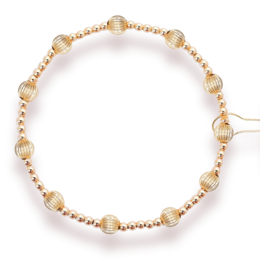 Lively Fluted Bracelet - S106