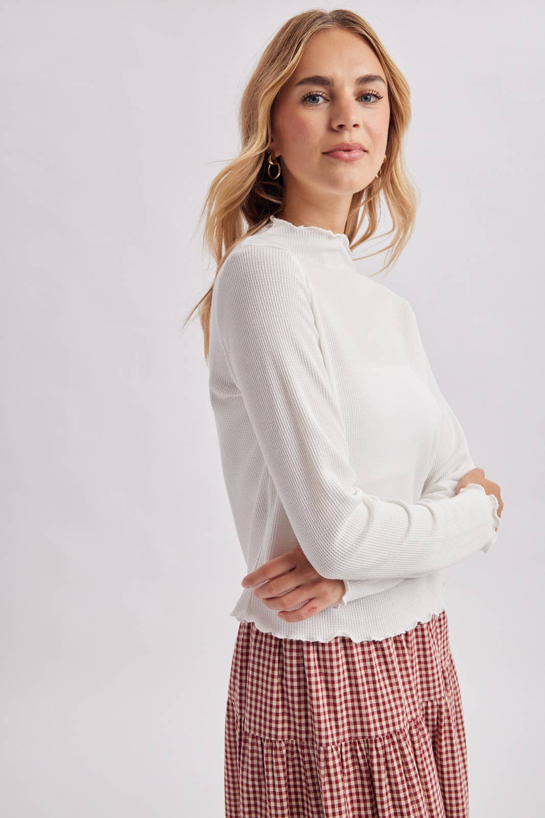 WAFFLE KNIT MOCK NECK LONG SLEEVE TOP red