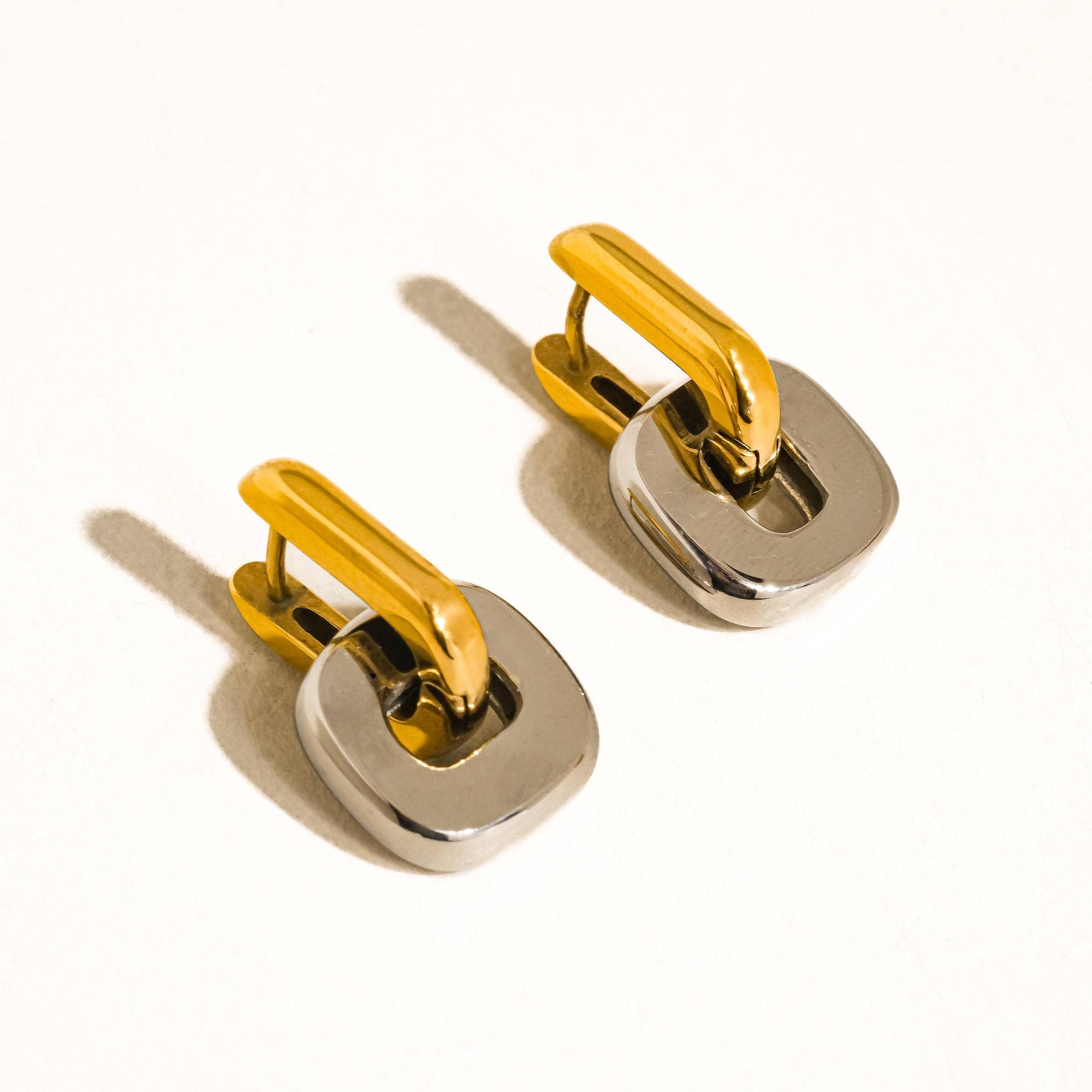 Arliss Link Drop Earring: E62