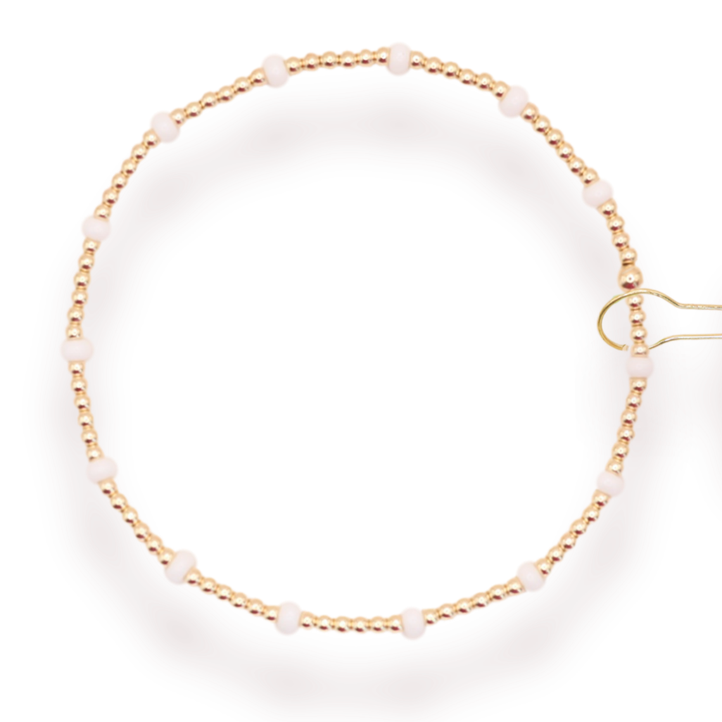 White Dainty Poppi Bracelet - S103