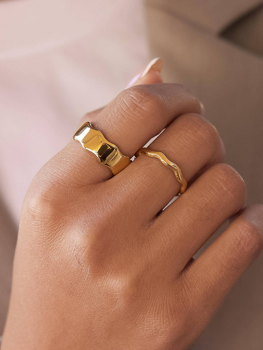 The Holly Wave Open Rings: A111