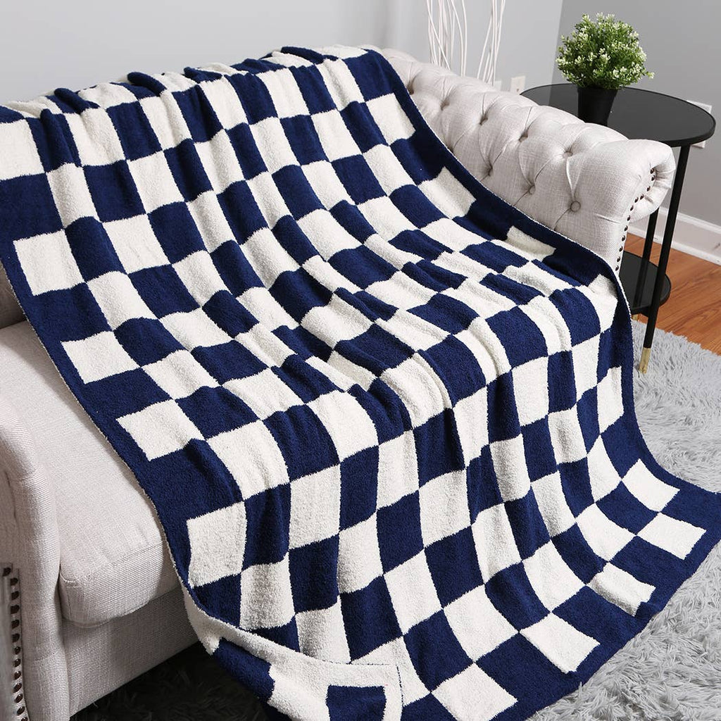 Checkerboard Patterned Throw Blanket: FC5