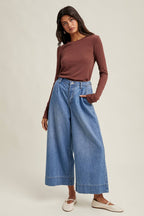 ROUND NECK FITTED RIBBED KNIT TOP / WL24-9450: RED BEAN / L