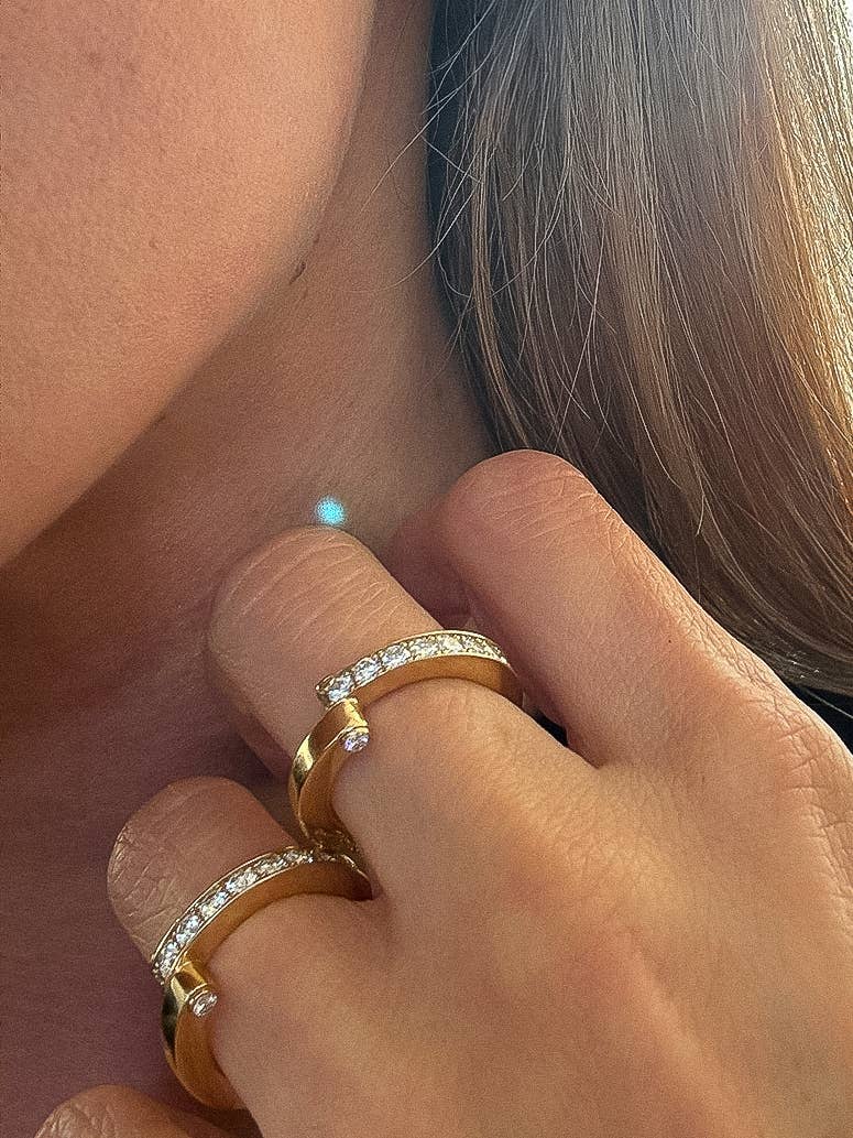 The Mel Pave Band Ring: A109