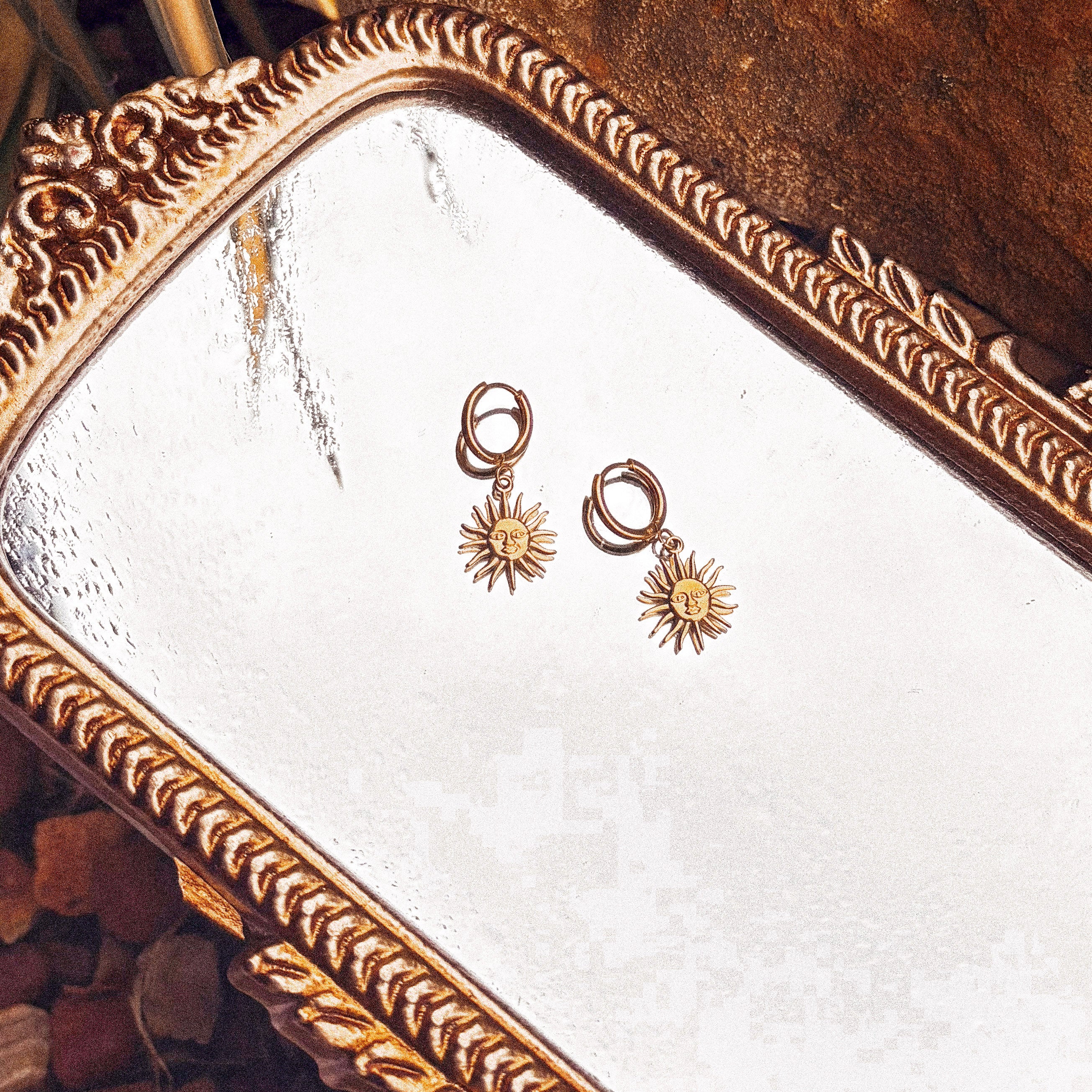 Sol Fire Huggie Earrings - E26