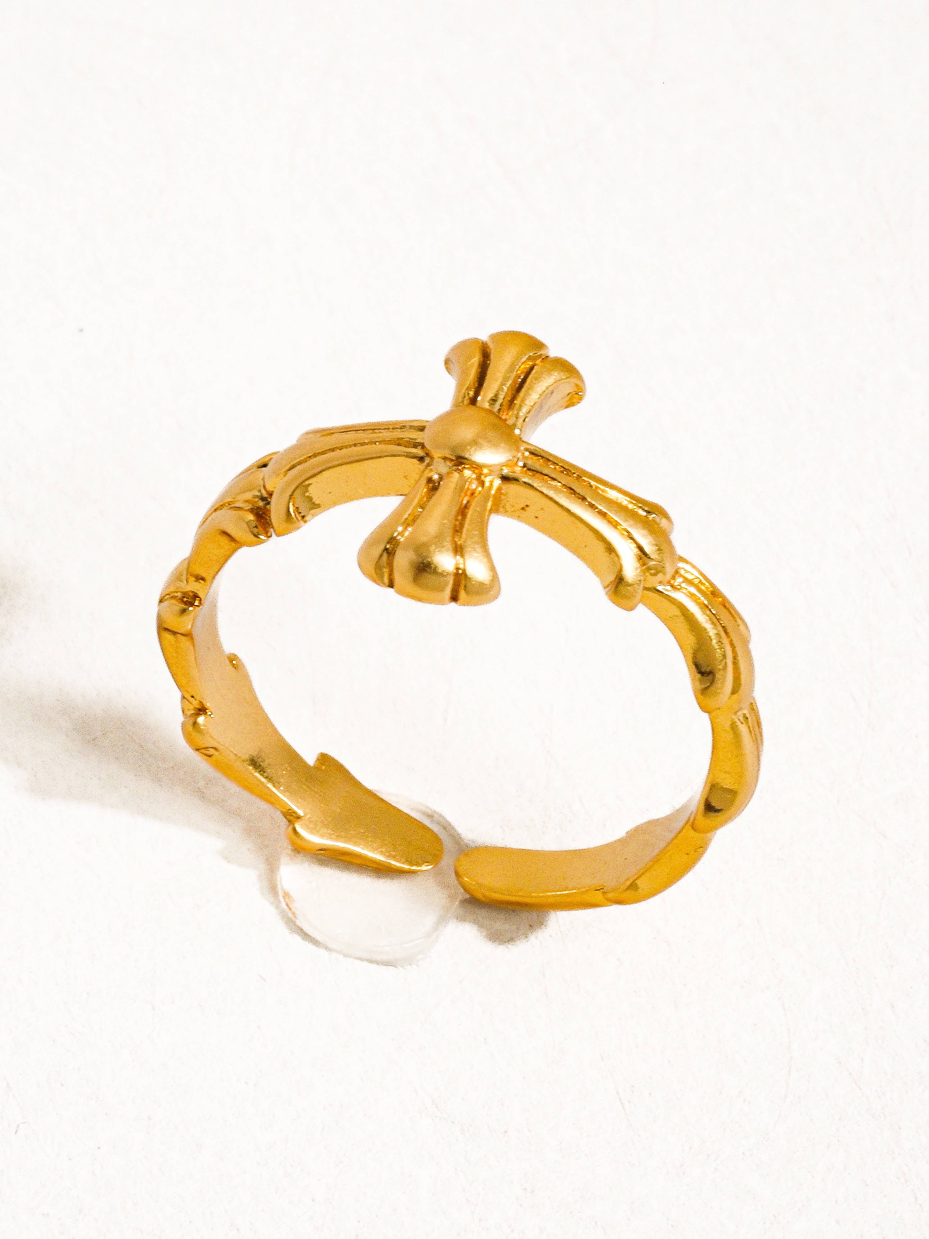 Ruth Vintage Adjustable Cross Ring - A32