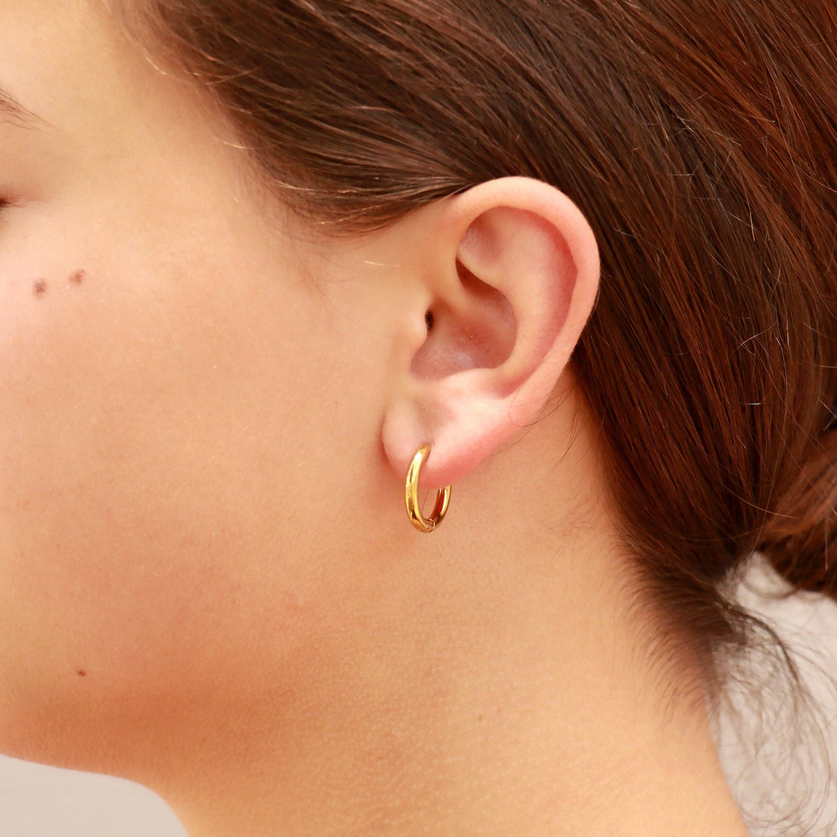 Everyday Golden Circle (small 16mm) Hoop Earrings - E121
