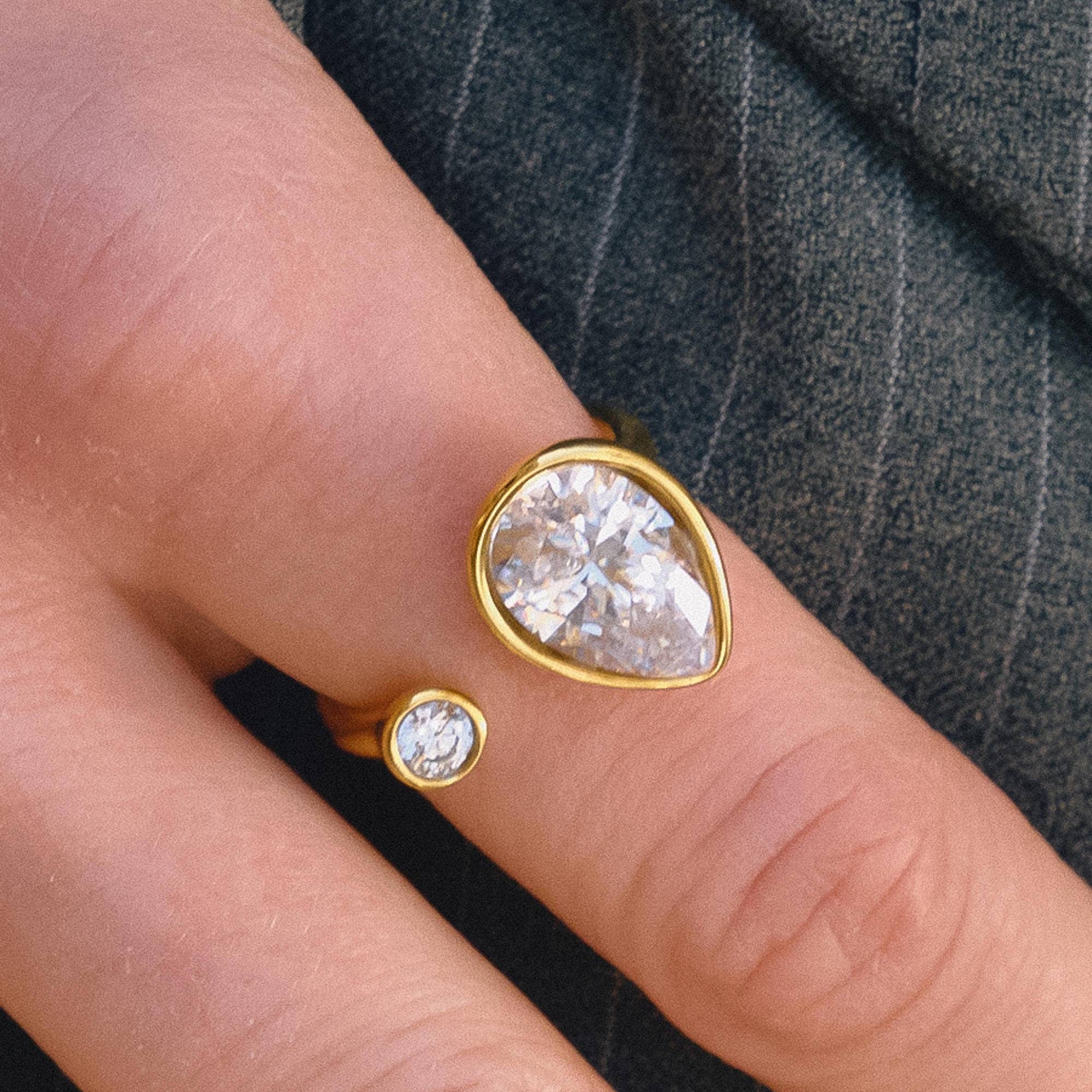The Melissa Ring: A98