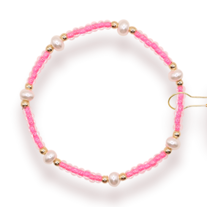 Hot Pink Pearl BraceleT - S73