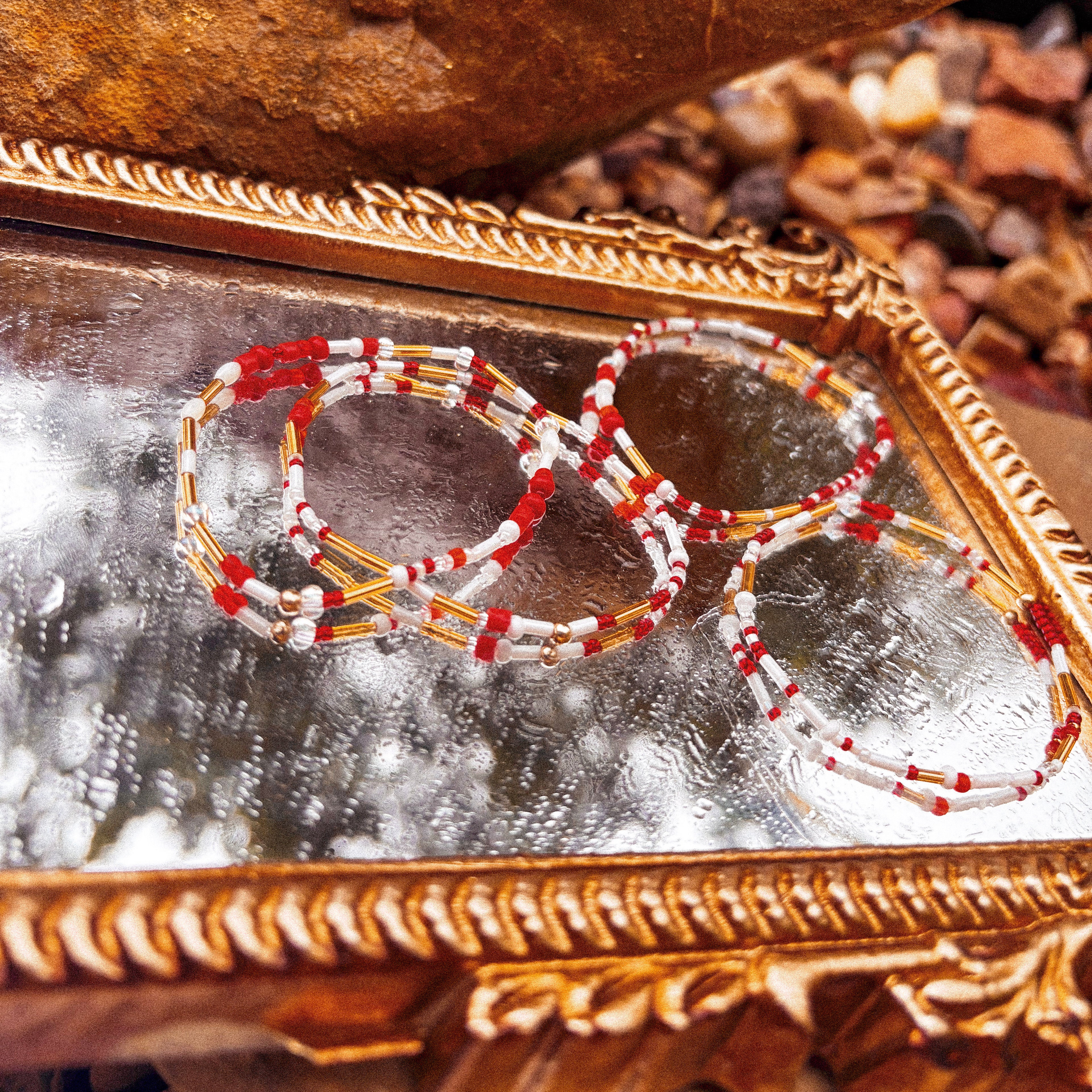 Red White & Gold Bracelet - S33