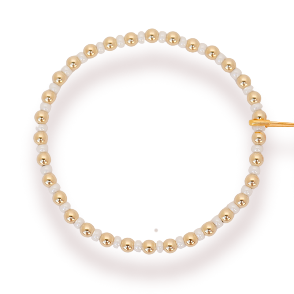 Demi Bracelet in White - S113