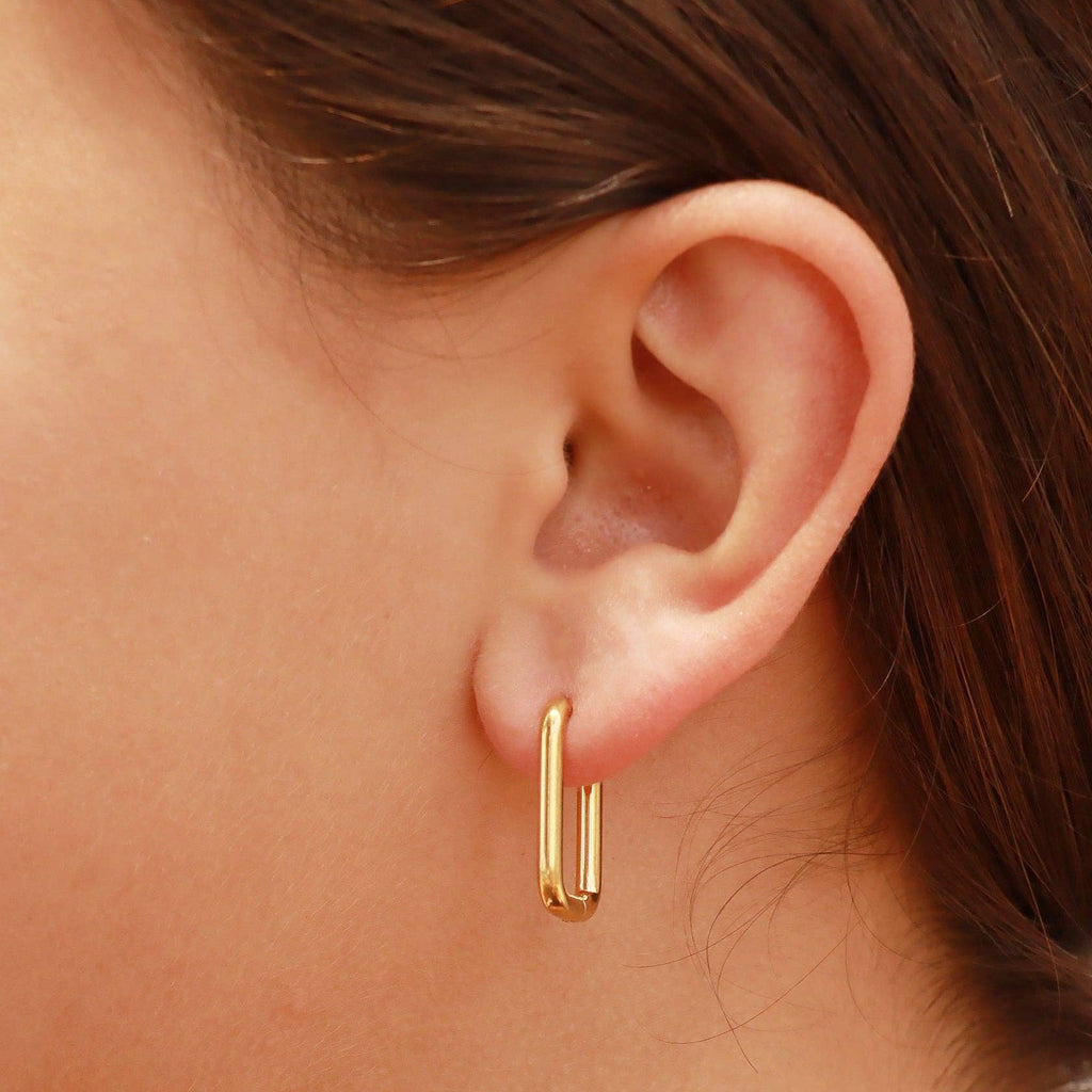 Rounded Rectangle Huggie Earrings - E56