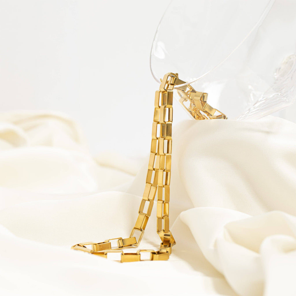Golden Pulse Necklace - N38