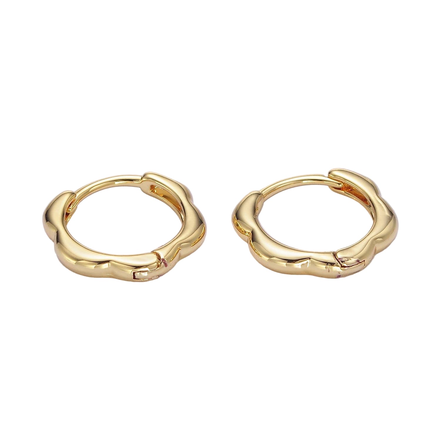 Beachin' Huggie Hoop Earrings - E10