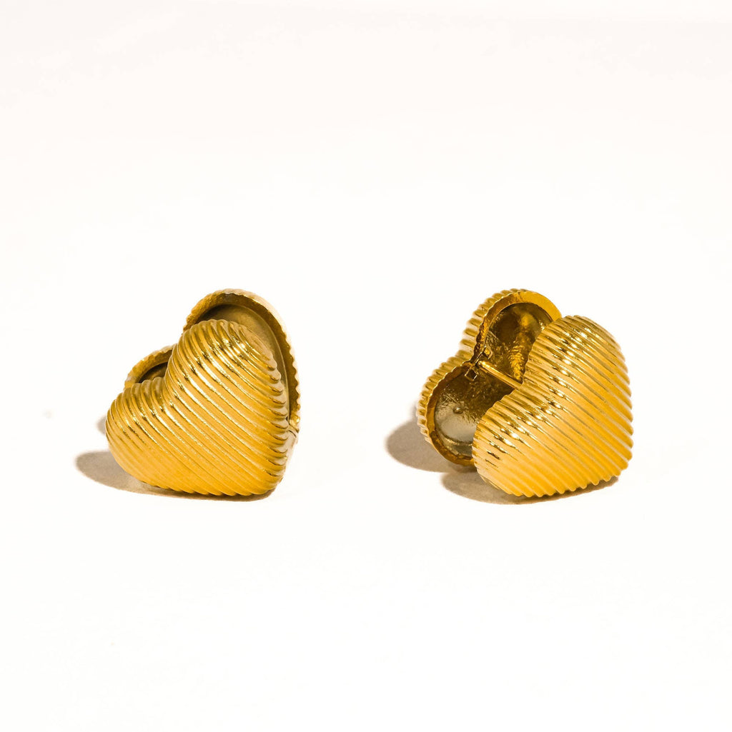 Heart Earring: E35
