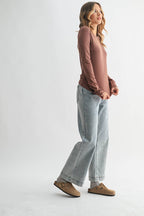 ROUND NECK FITTED RIBBED KNIT TOP / WL24-9450: RED BEAN / L
