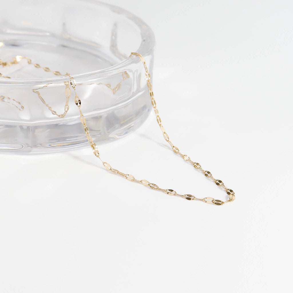 Golden Kiss Necklace - N33