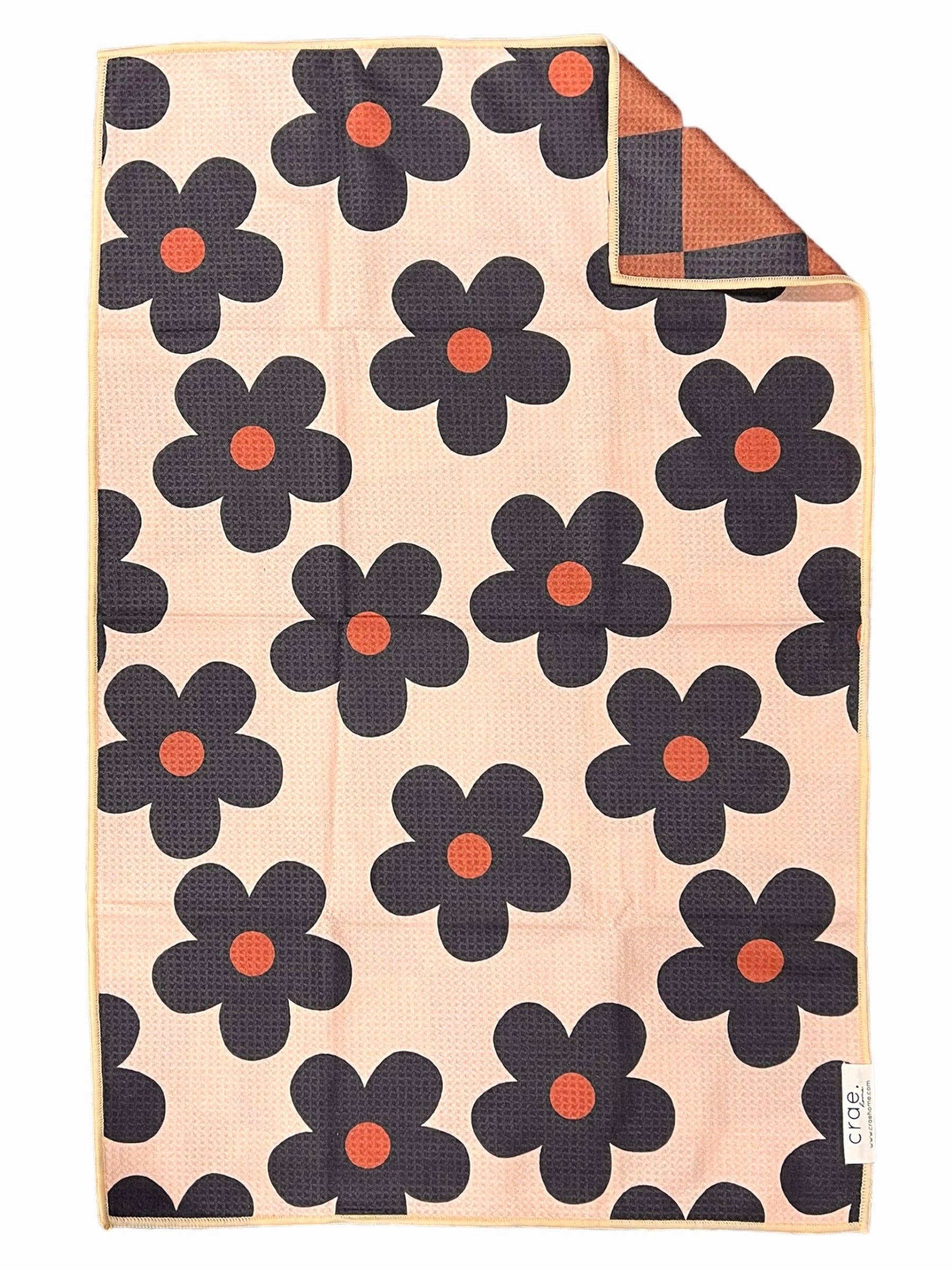 Bobbie: Reversible Hand Towel: Black/Brown/Cream / 19x29 in / Hand Towel