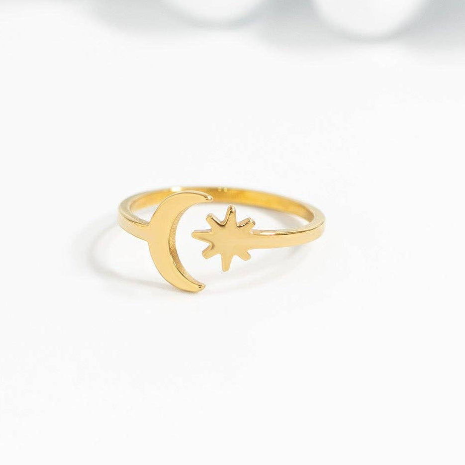 Moon And Star Adjustable Ring: A72