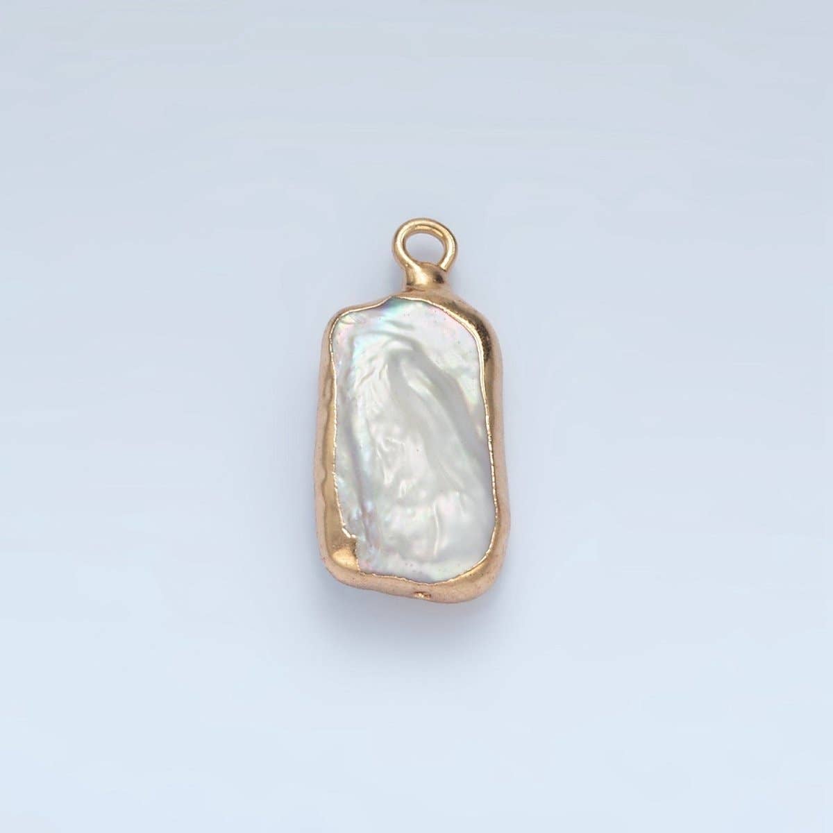 Luminous Biwa Pearl Charm - C127