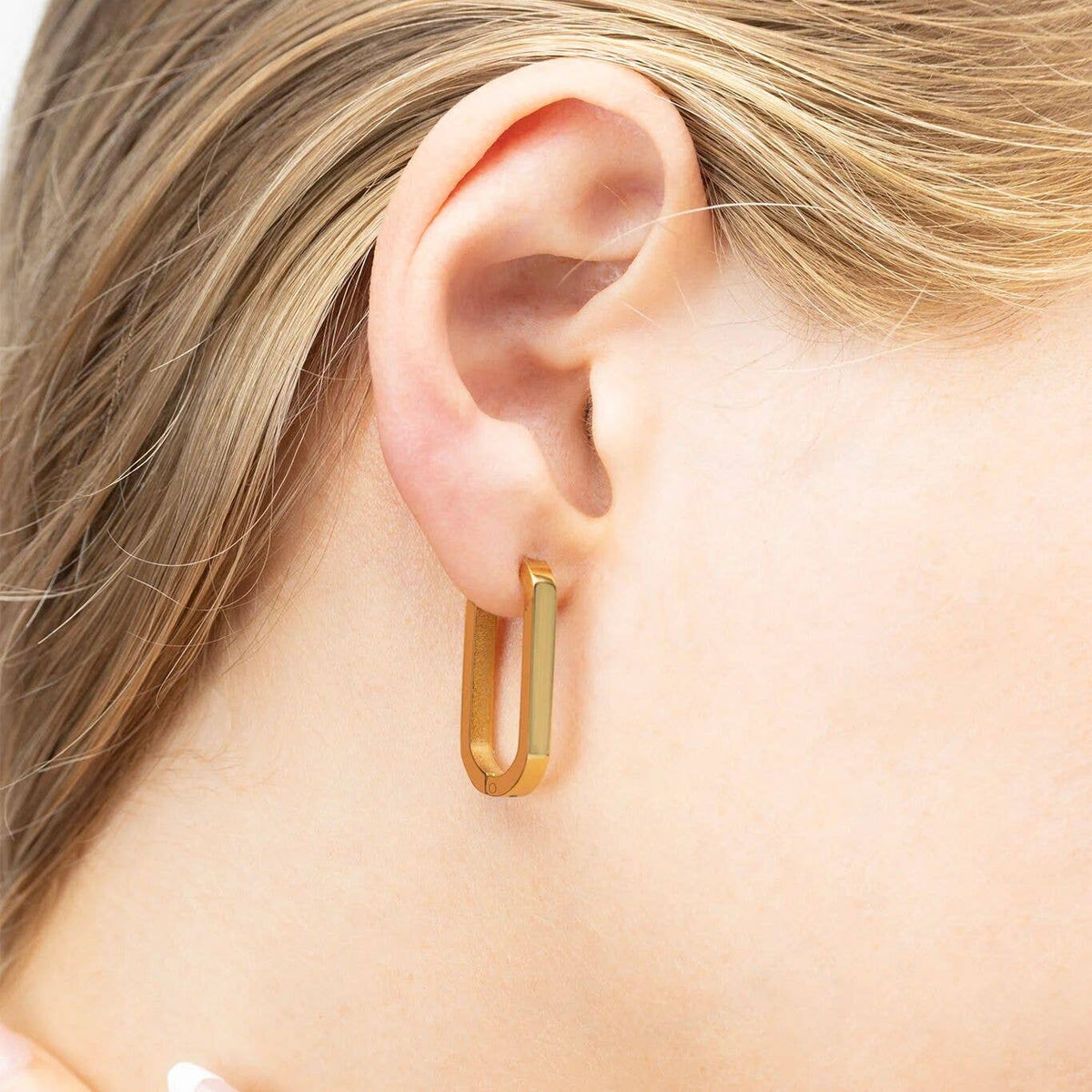 Oval Huggie Earrings - E109