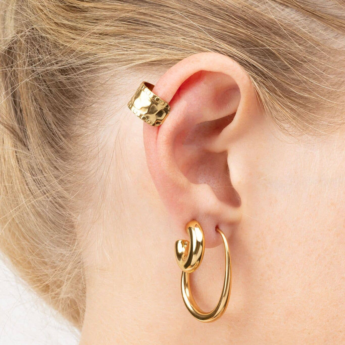 Golden Hammered Ear Cuff - E110