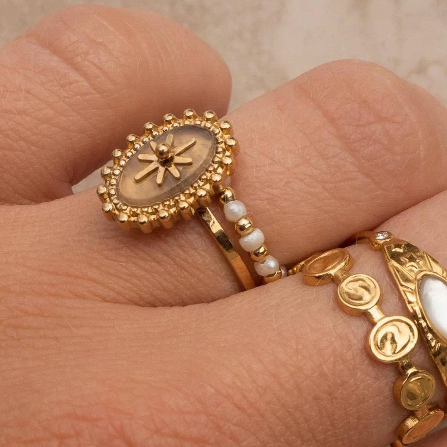 Rose Round Stone Ring- A42