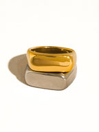 Southern Charm Classic Signet Ring: A110