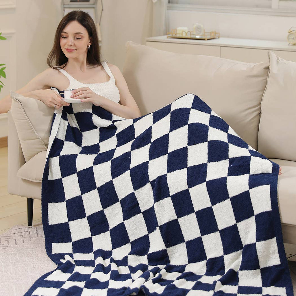 Checkerboard Patterned Throw Blanket: FC5