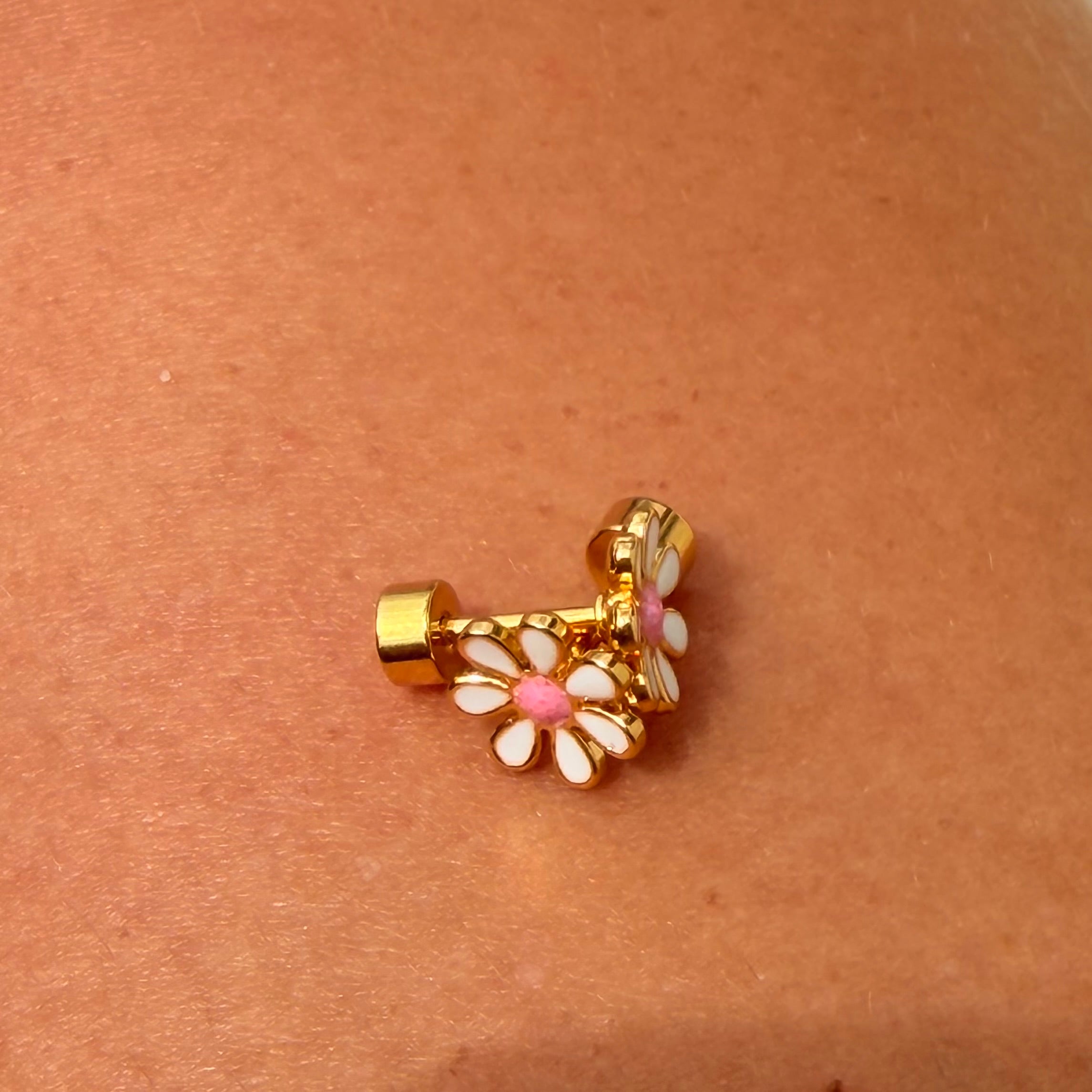 Ivory Bloom Earrings: E78