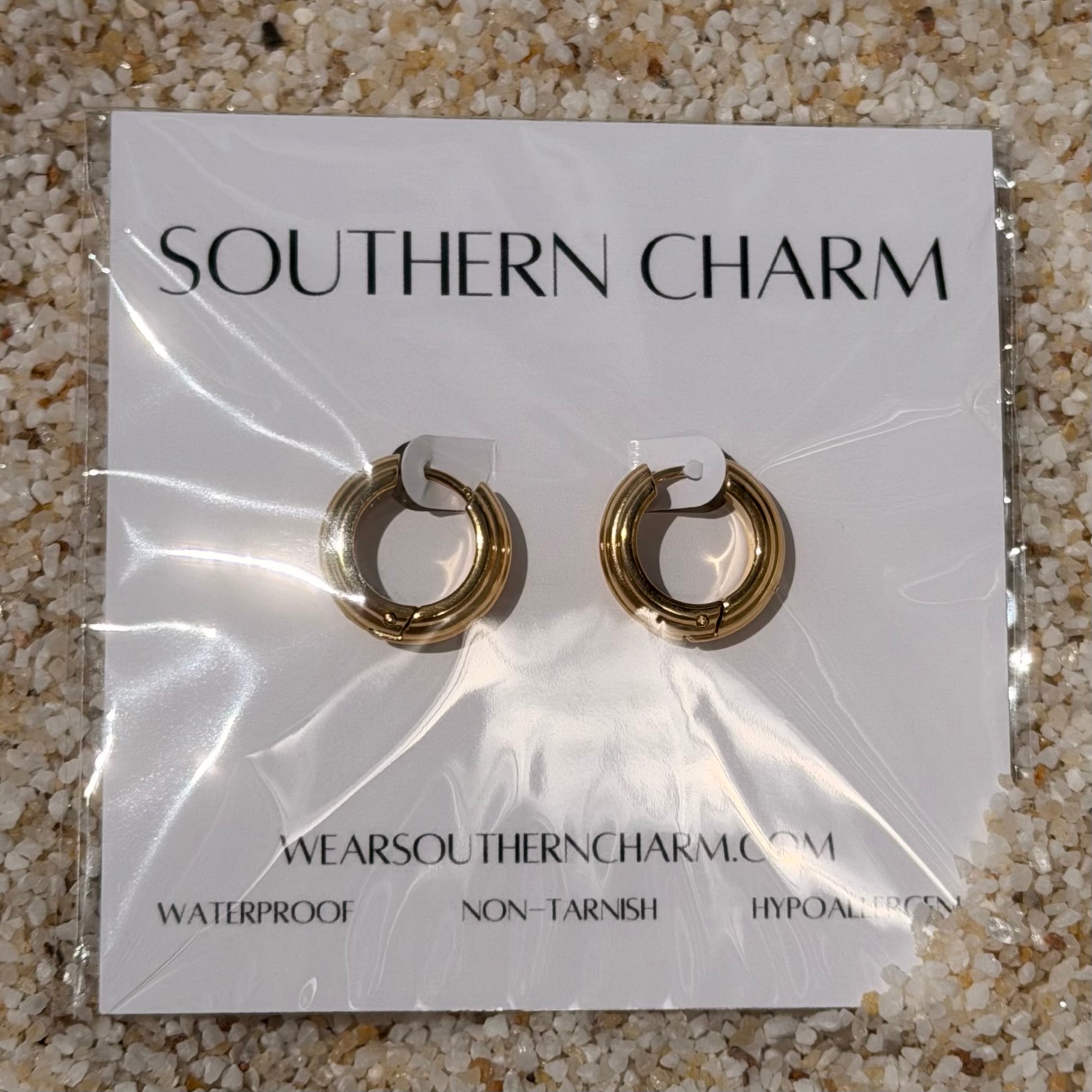 Golden Cutie Hoop Earrings: E87