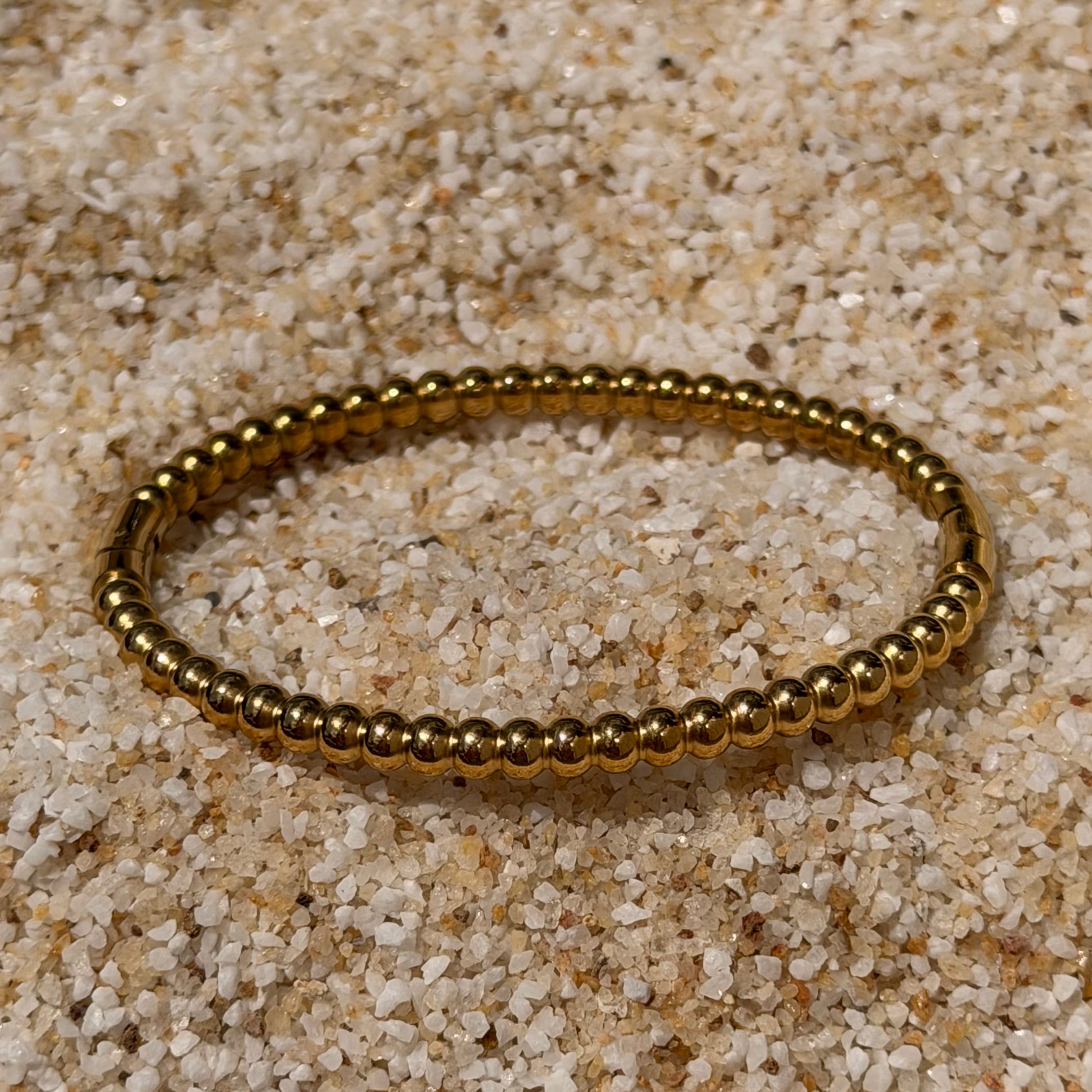 Golden Bubble Clasp Bangle: SS30