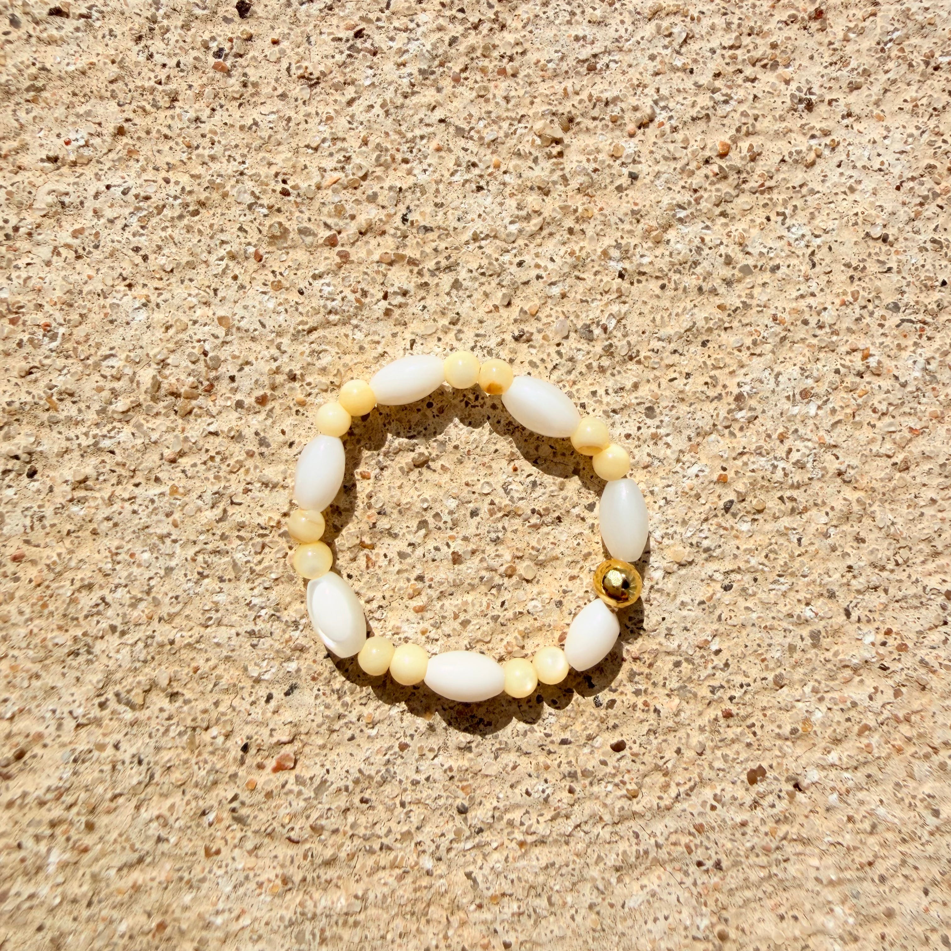 Lemon Drop Stretchy Ring - B28
