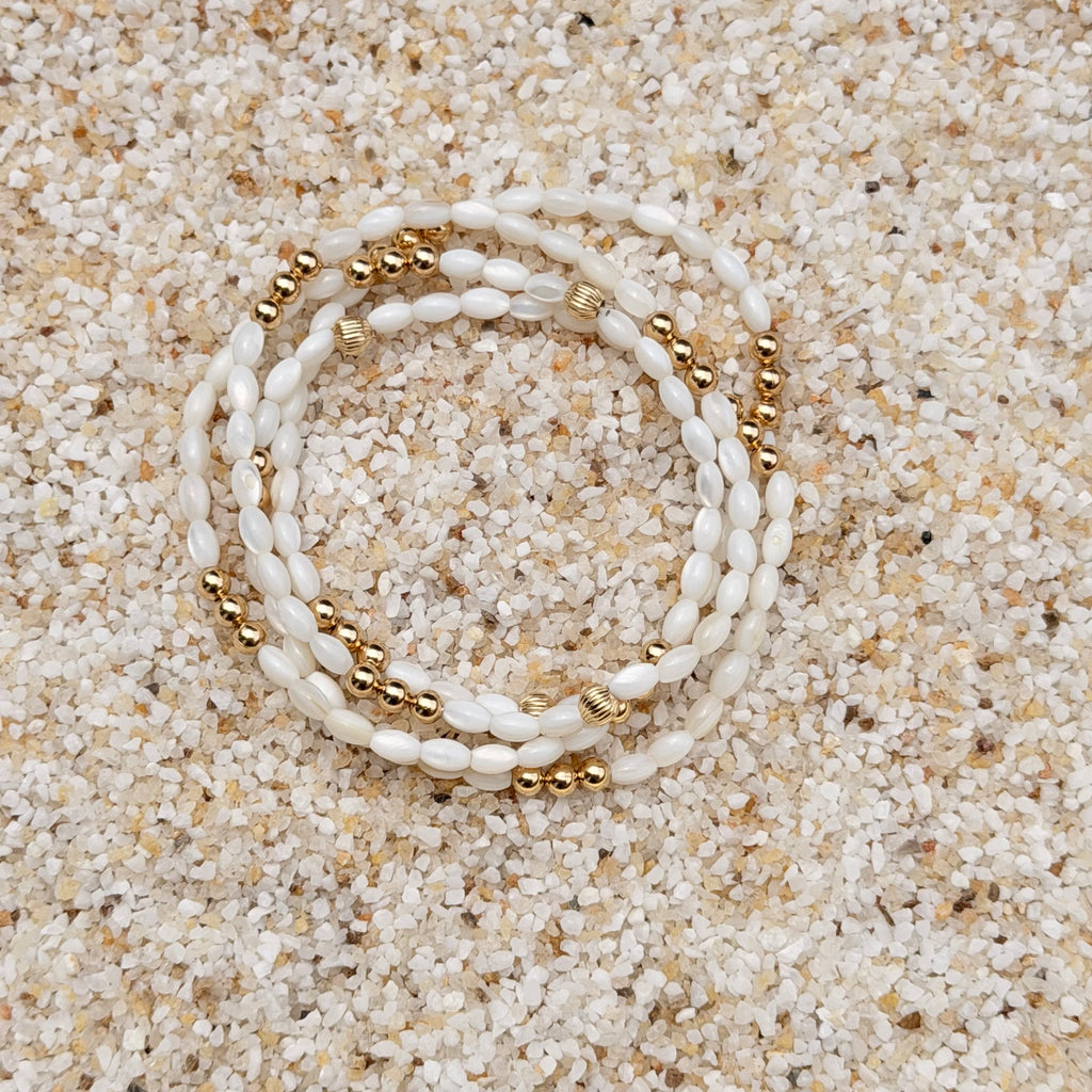 ILY Shell Bracelet - S75