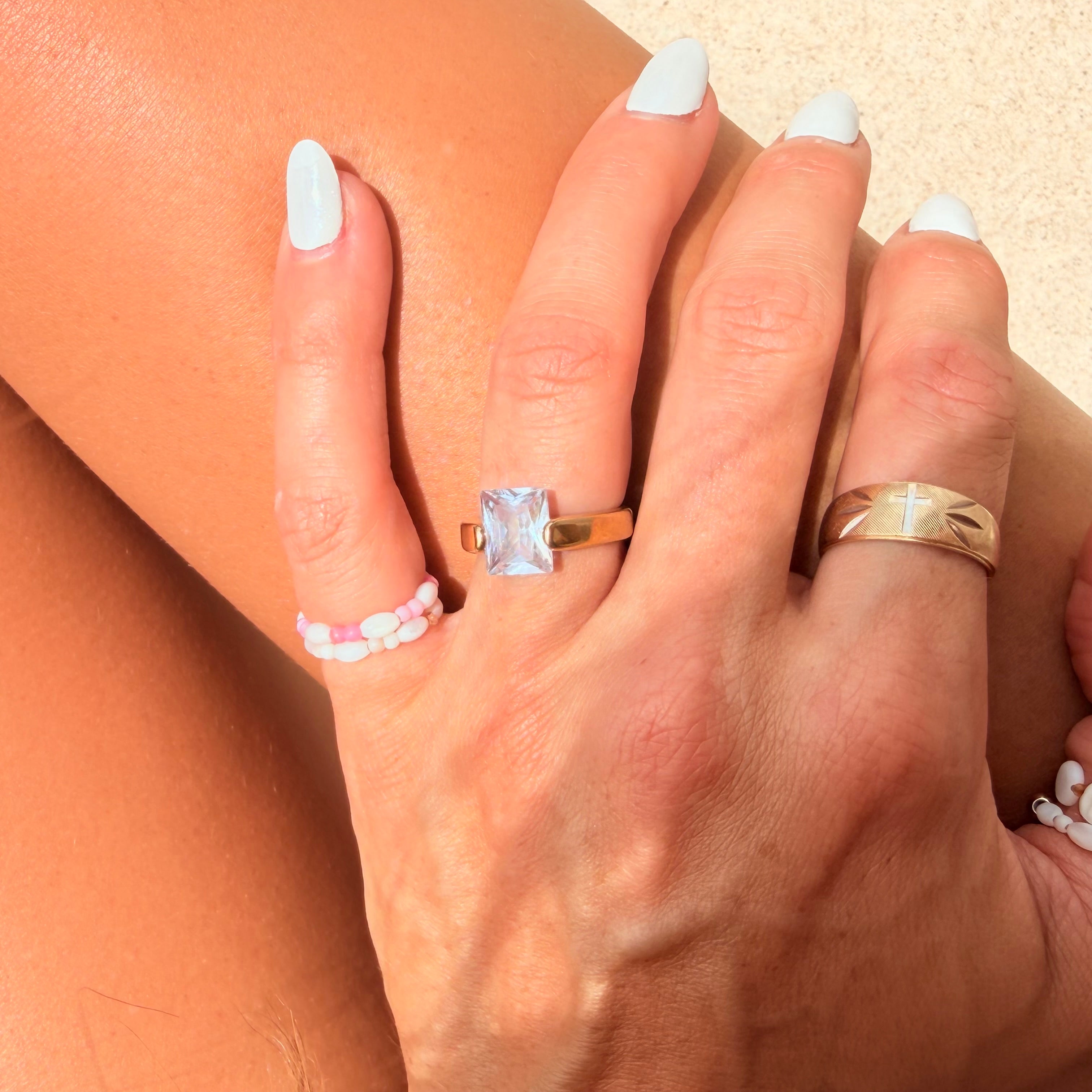 Honeymoon Ring - A106