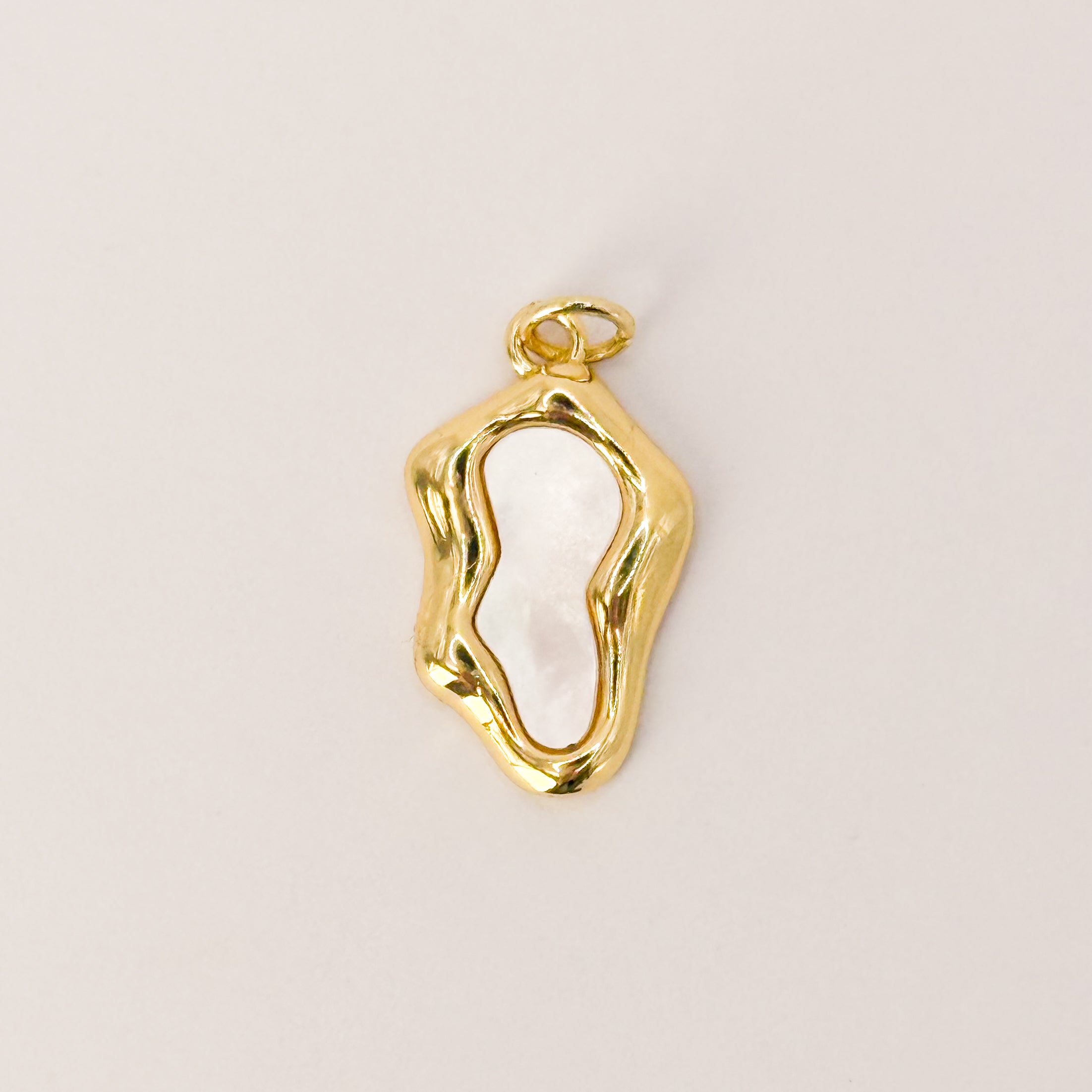 Molten Pearl Glow Charm - C122