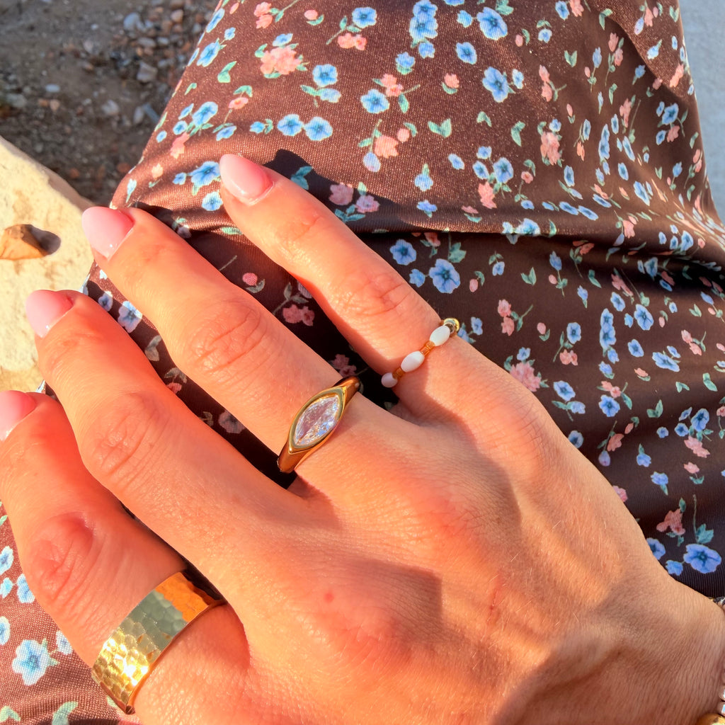Classical Ring: A131