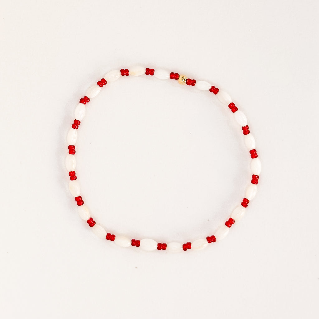 Shell & Red Bracelet - S40