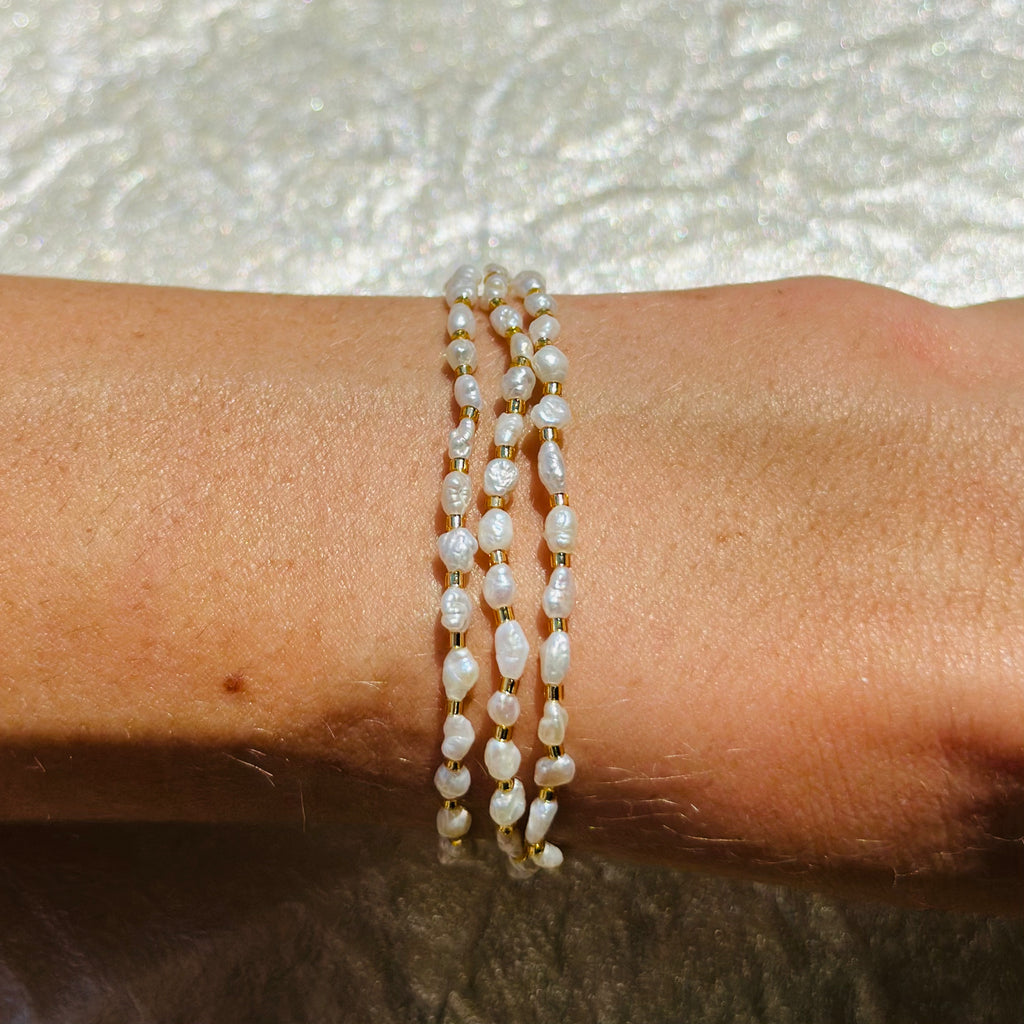Mini Freshwater Pearl  Bracelet - S38