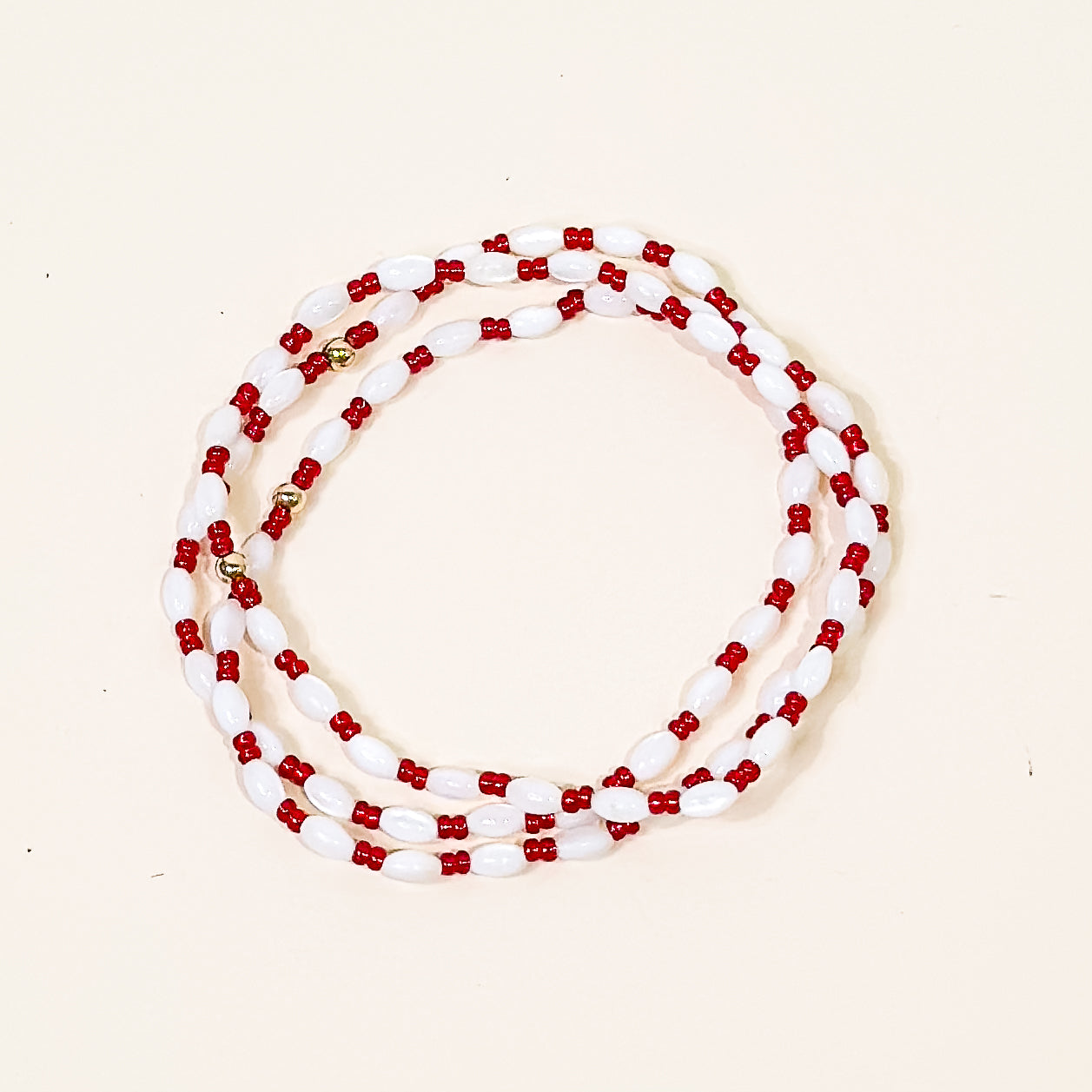 Shell & Red Bracelet - S40