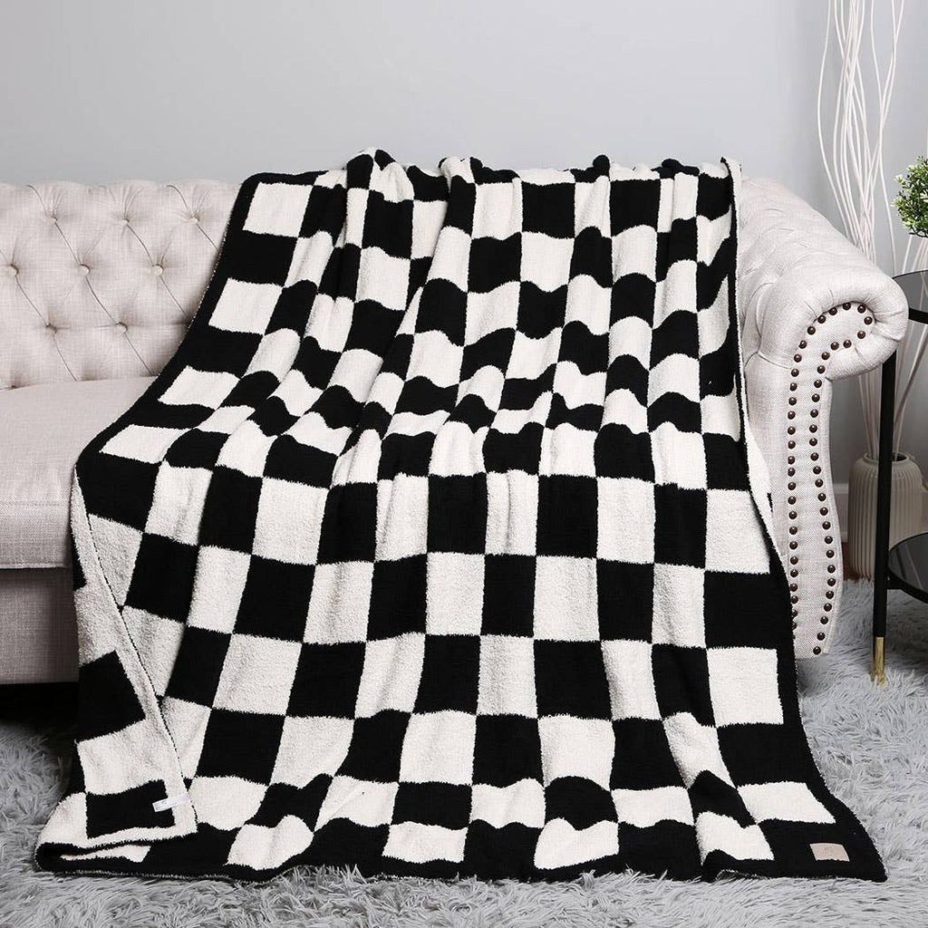 Checkerboard Patterned Throw Blanket: FC5