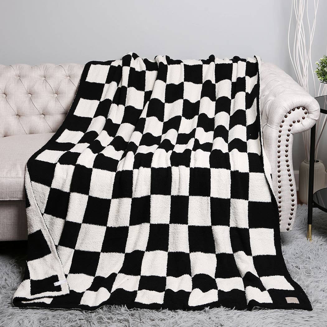 Checkerboard Patterned Throw Blanket: FC5