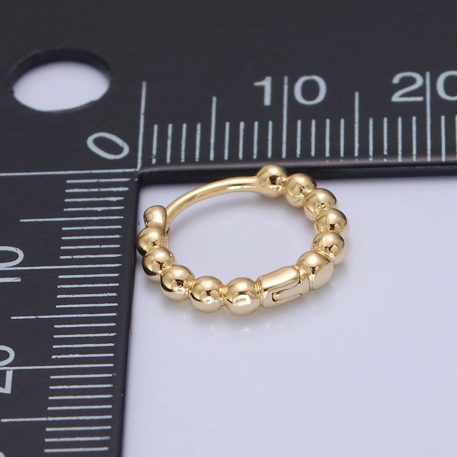 Sea Kiss Huggie Hoop Earrings - E15
