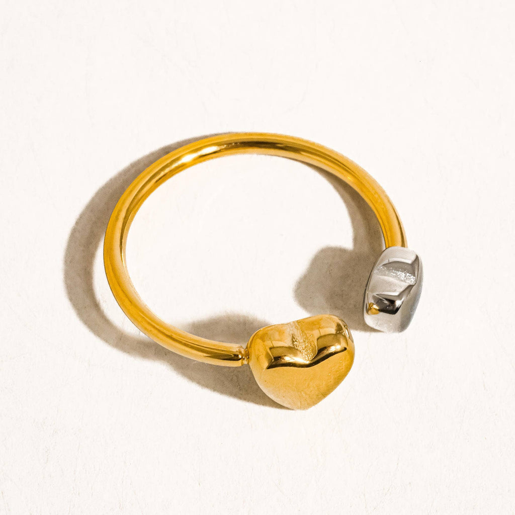 Two Tone Heart Adjustable Ring: A2