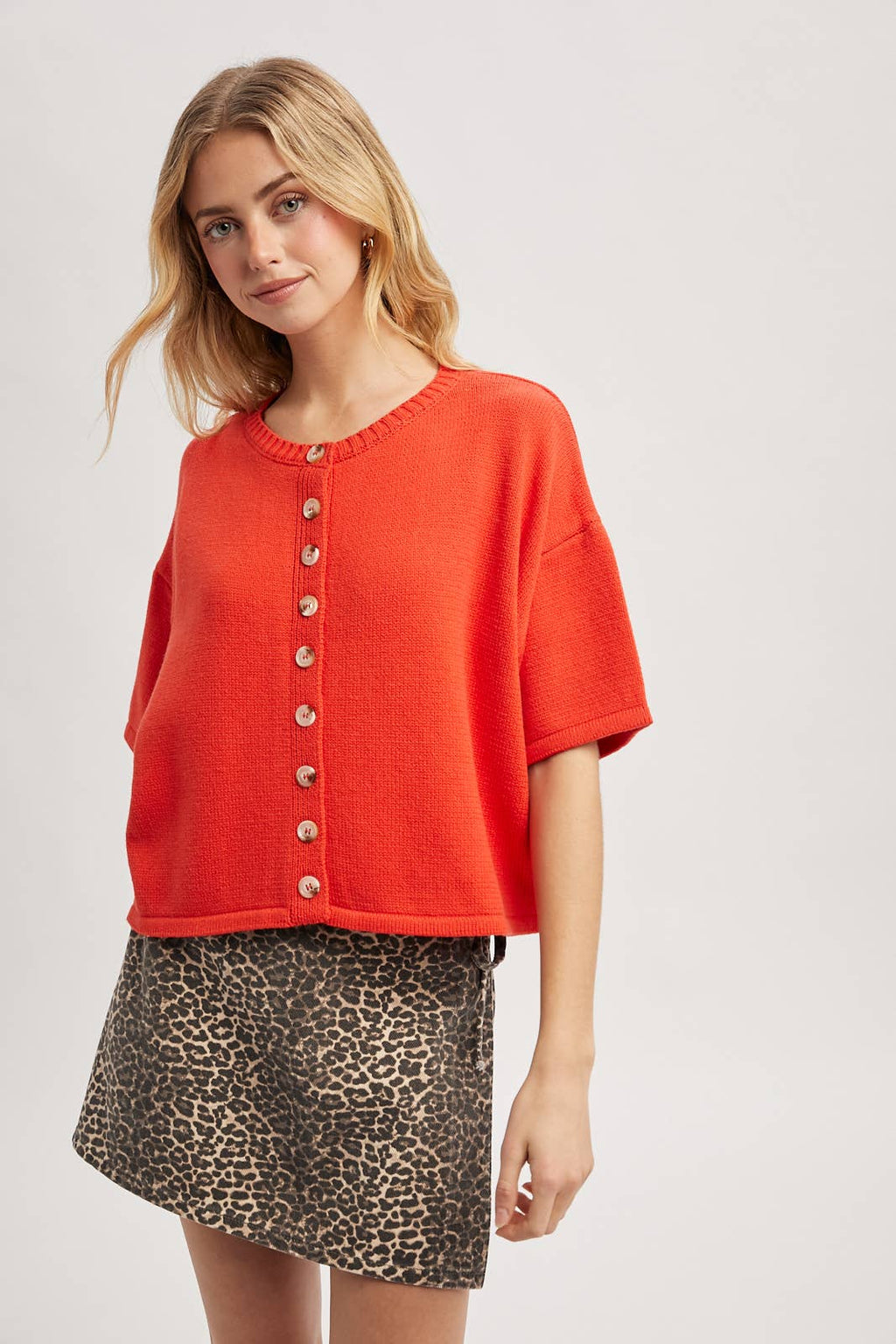 BUTTON-UP SWEATER KNIT TOP / taupe