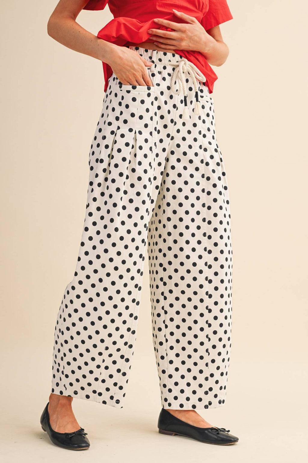 POLKA DOT PLEATED BARREL PANTS