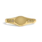 Southern Charm Round Signet Ring: A112